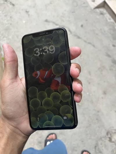 Apple iPhone XS Max NON PTA FACTORY UNLOCK 256 GB