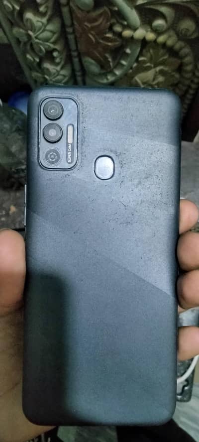 Tecno Spark 7T