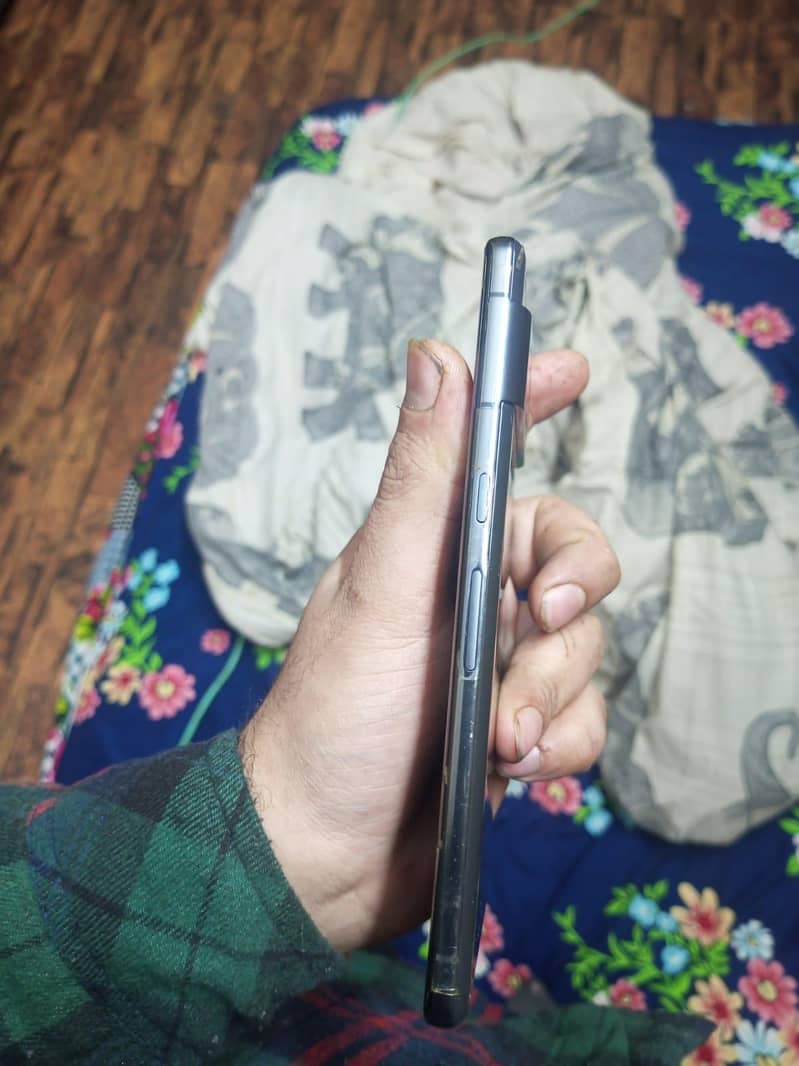 Google Pixel 7 Pro 6