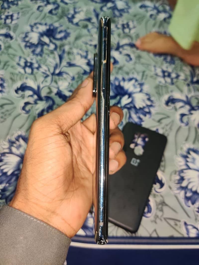 One Plus 8 Pro 10