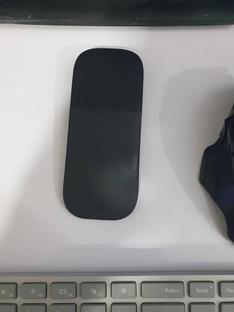 Microsoft Arc Bluetooth Mouse new model 1