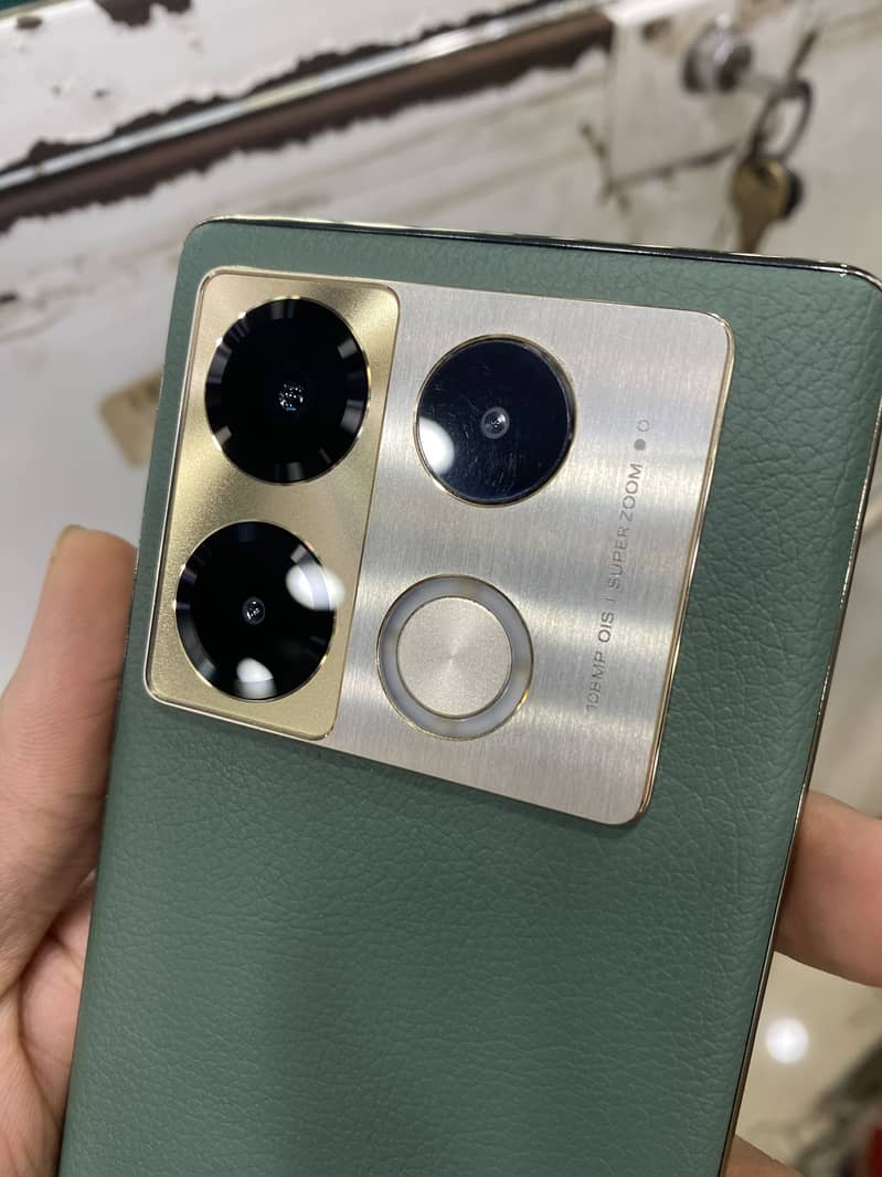 Infinix Note 40 Pro 6