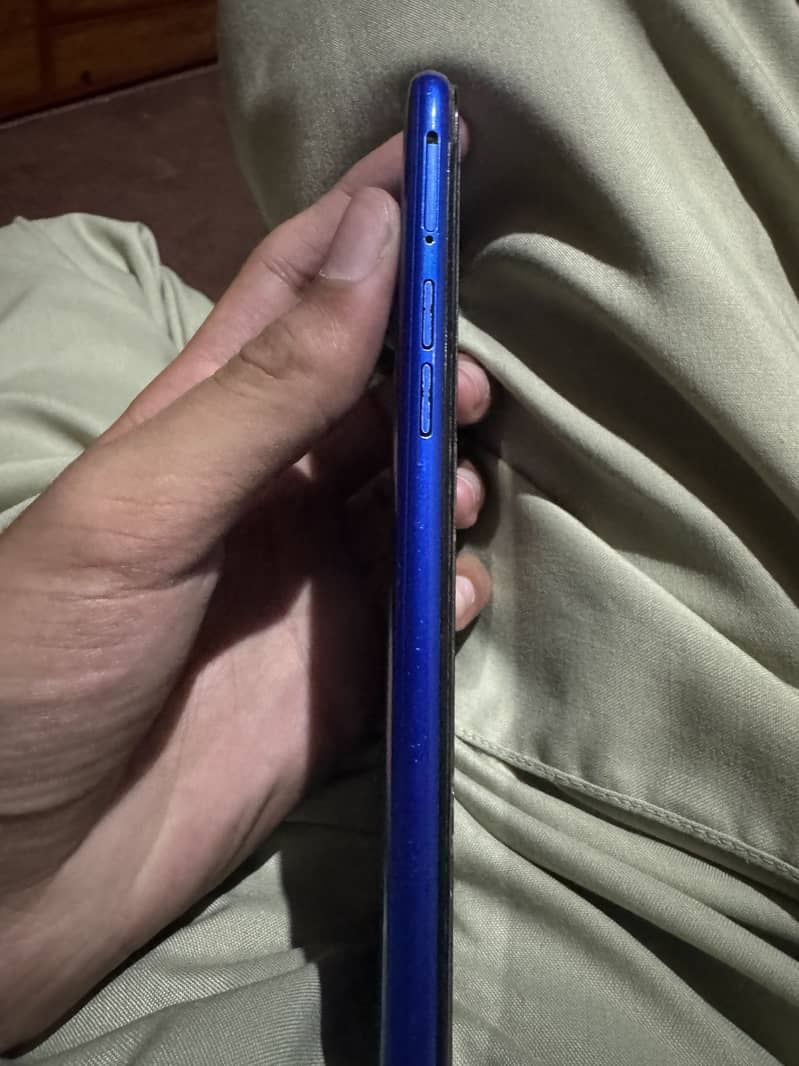 Realme C2 5