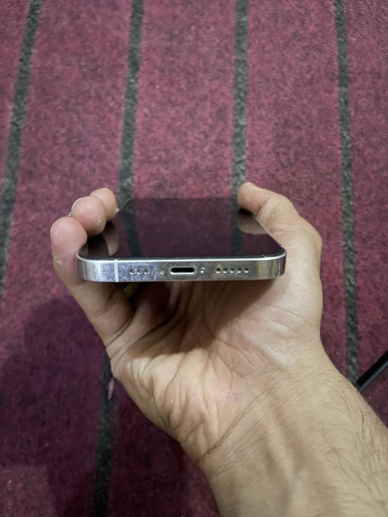 Iphone 12 pro 5