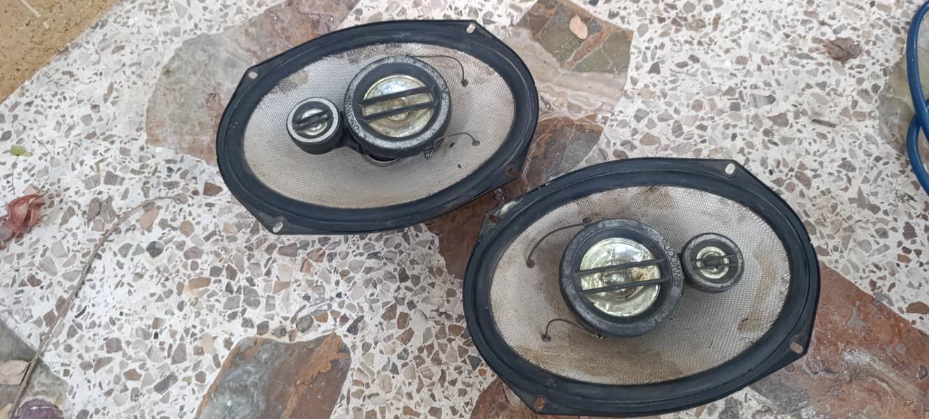 Complete speakers sets 10