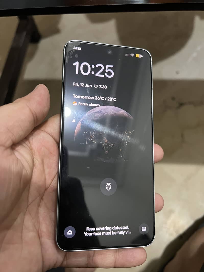Google Pixel 8 3