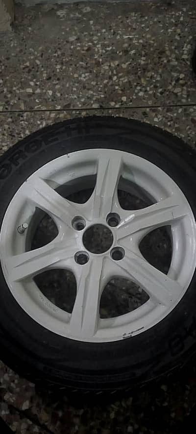 ALLOy RIM with TYRE 14 INCH 100 PCD QATAR IMPORT