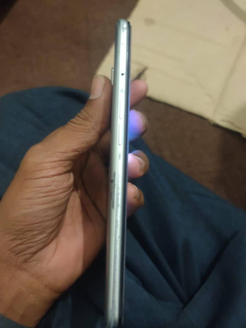 OPPO A16 0