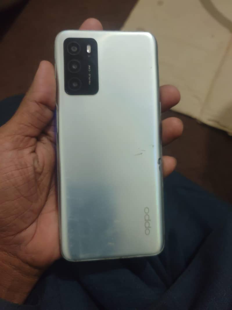 OPPO A16 1