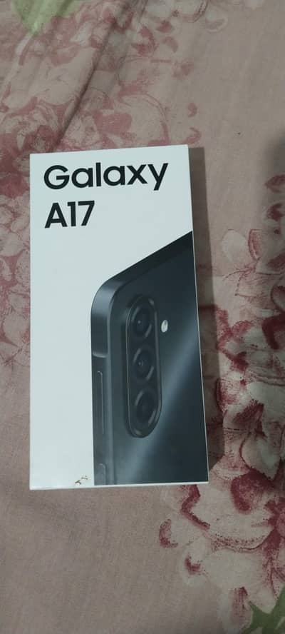 Samsung a17 (8/256) open box