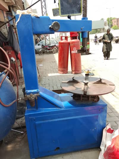 Tyre Changer Machine