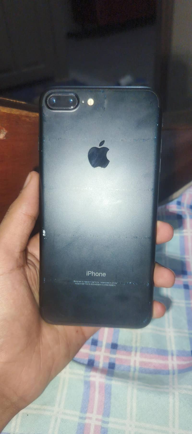Apple iPhone 7 Plus 2