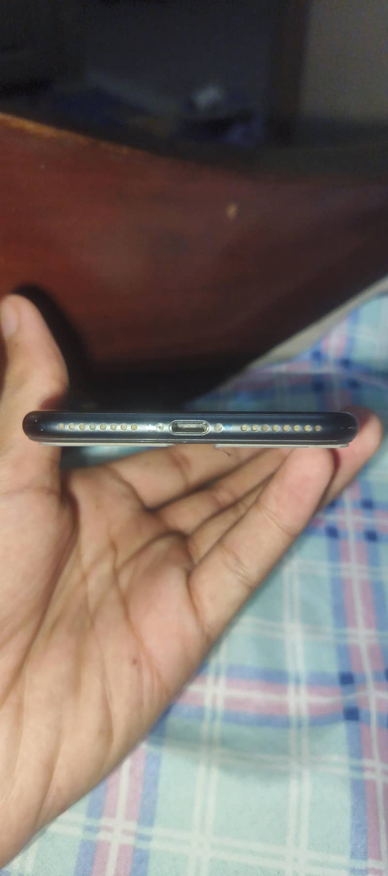 Apple iPhone 7 Plus 3