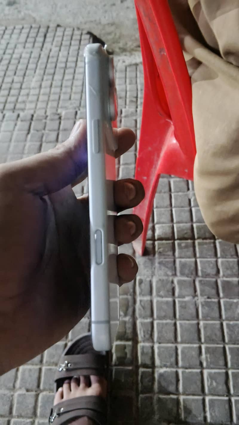 Apple iPhone 17 Pro Max 2