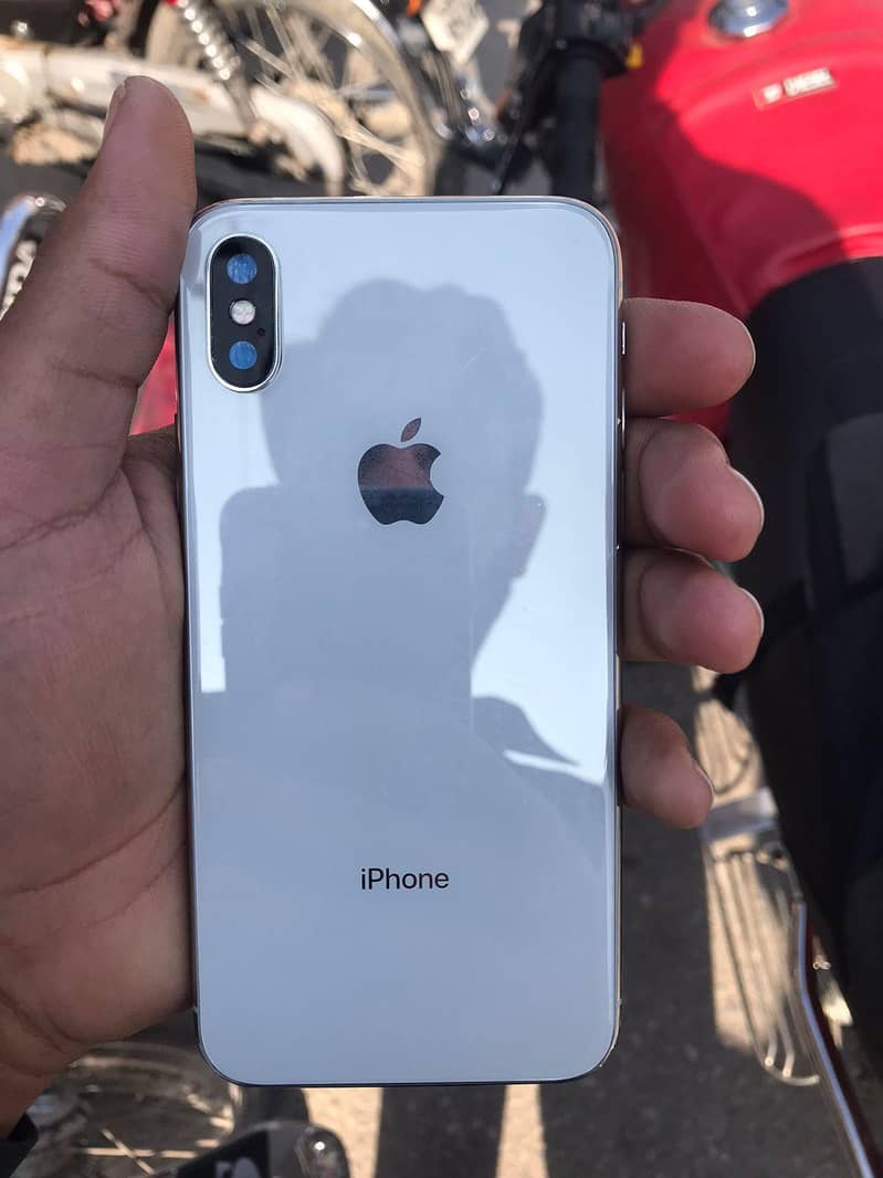 Apple iPhone X 0