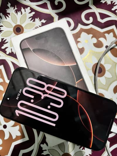 Apple iPhone 16 Pro Max