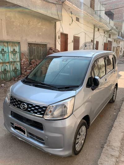 Daihatsu Move 2016