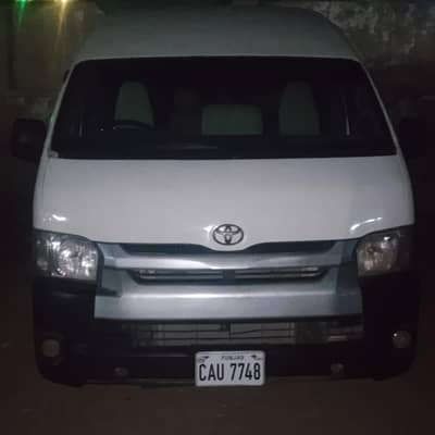 Toyota Hiace 2009