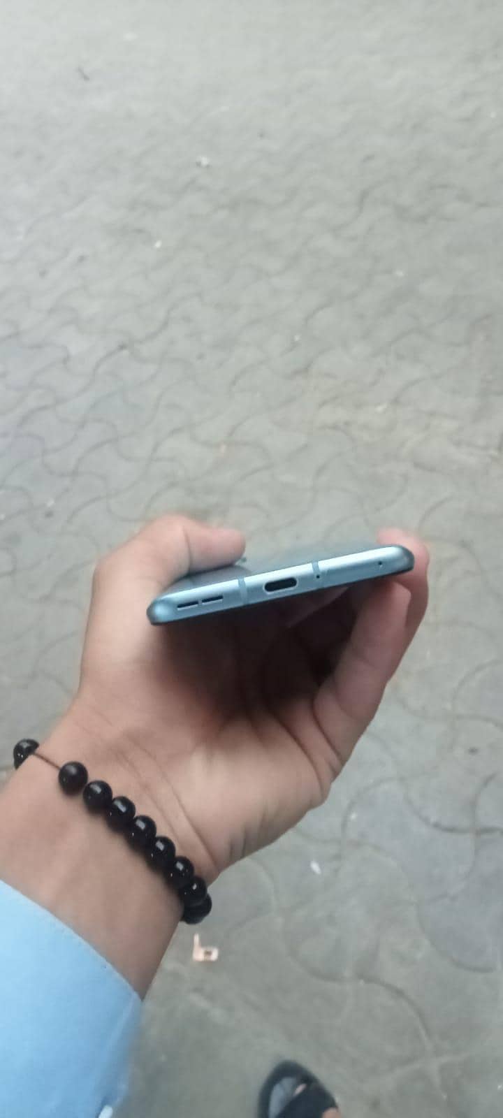 One Plus 9r 2
