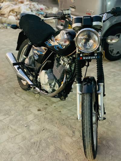 Suzuki GS 150