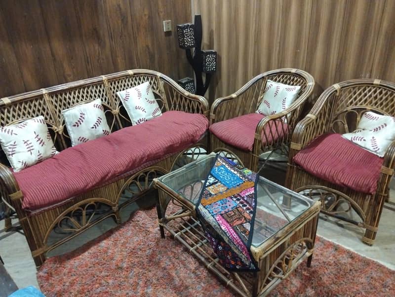 cane sofa 0
