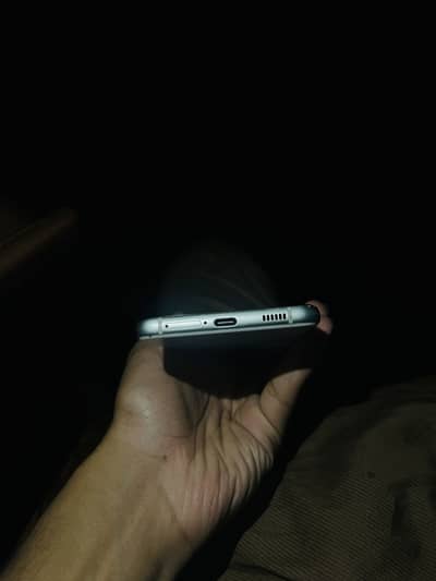Samsung Mobile S21 FE.                  wathsapp number 03104123456