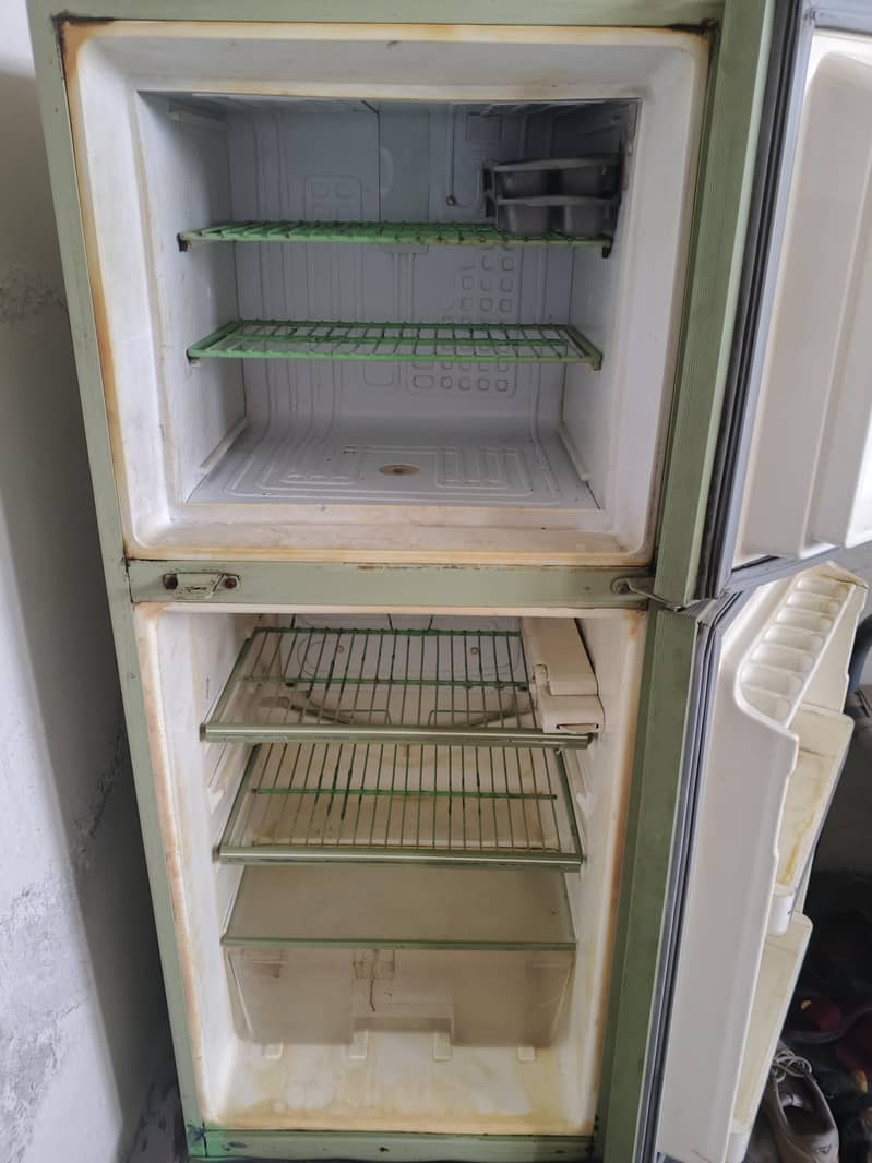 usable frige 3