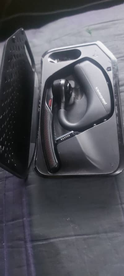 plantronicsVoyager5200uc dongle+blueoth for Pc read ad for more items