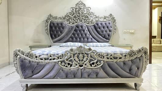 Luxury Carved Bedroom Set – King Size – 7 Pieces – Silver Finish