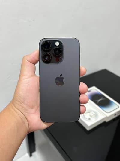i Phone 8plus, 11,12,13,14,15 pro max on instalment Whatsap 3260768968