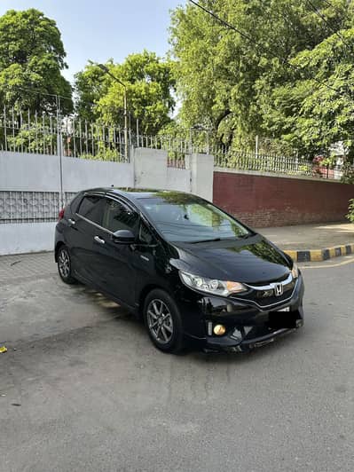 Honda Fit Hybrid top variant