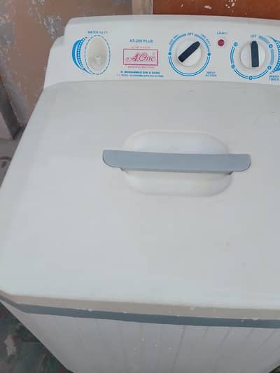 A. one washing machine Model AS. 280 plus