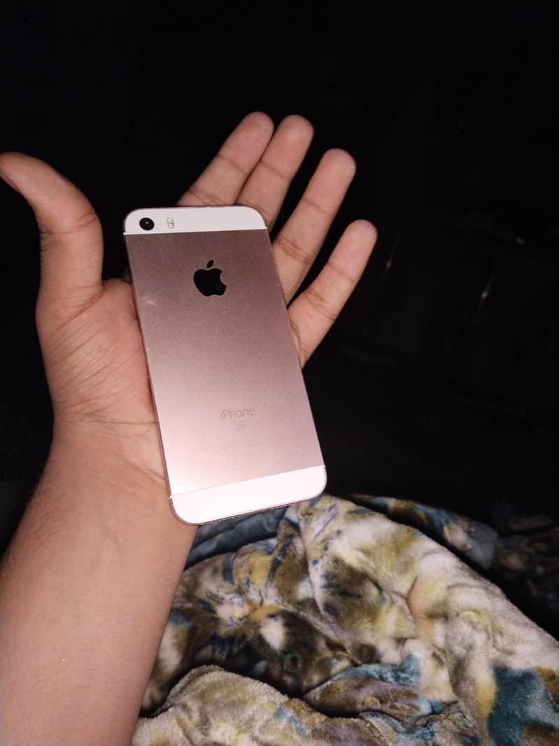 Apple iPhone SE 1