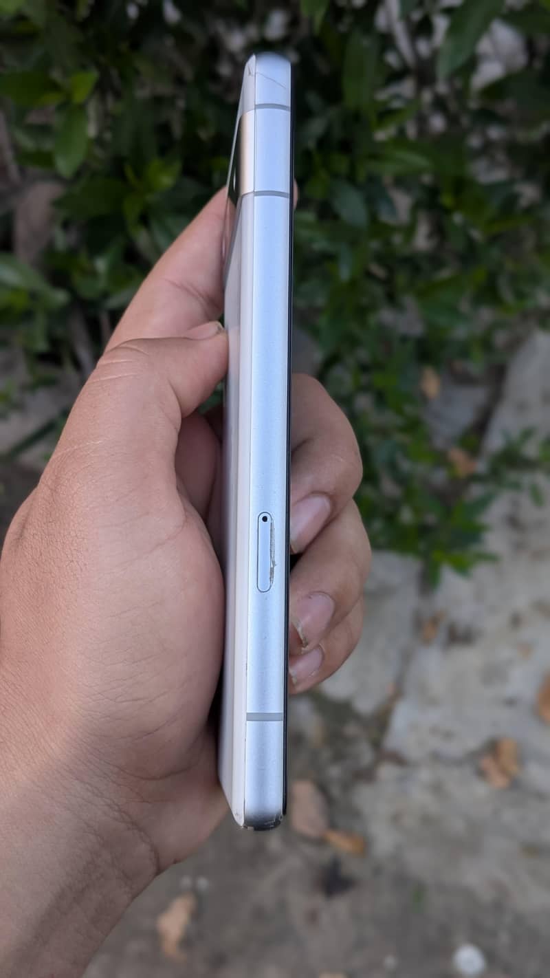 Google Pixel 7a 4