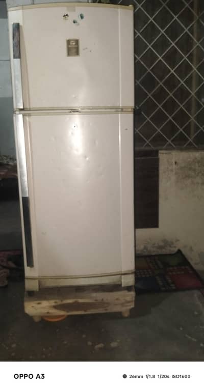 dawlance refrigerator