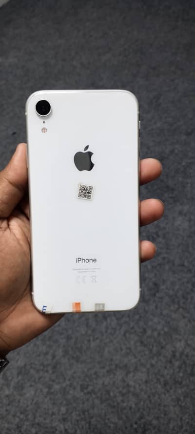 Apple iPhone XR