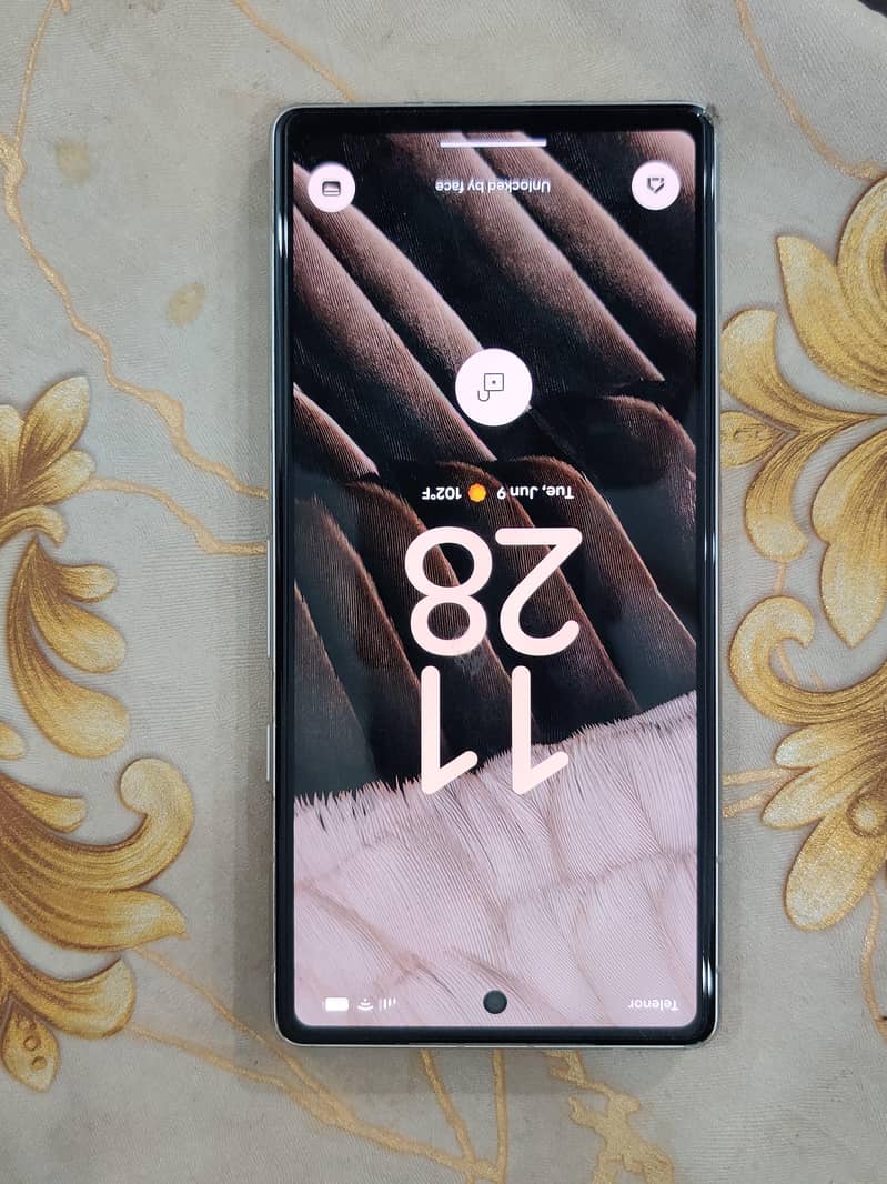 Google Pixel 7a 2