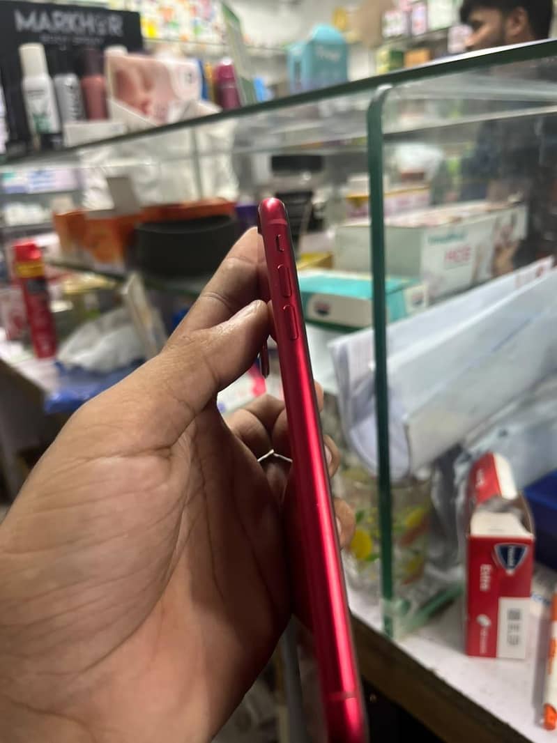 Apple iPhone 11 5