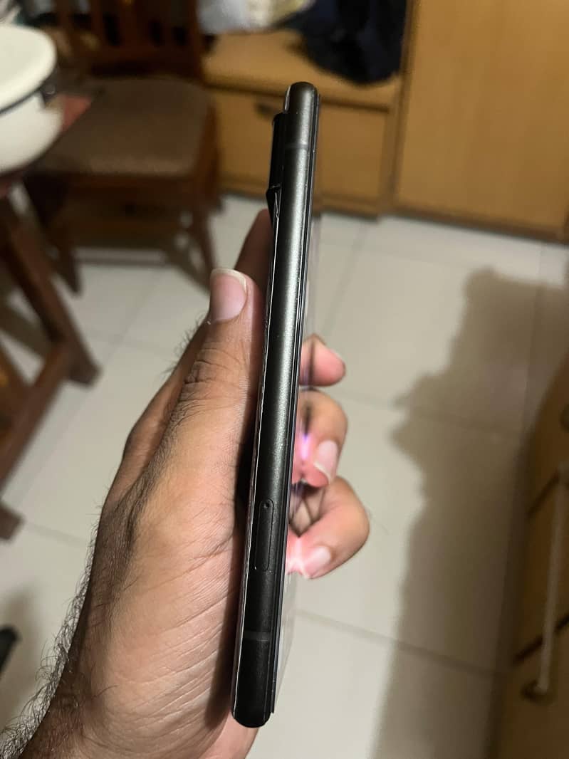 Google Pixel 6 4