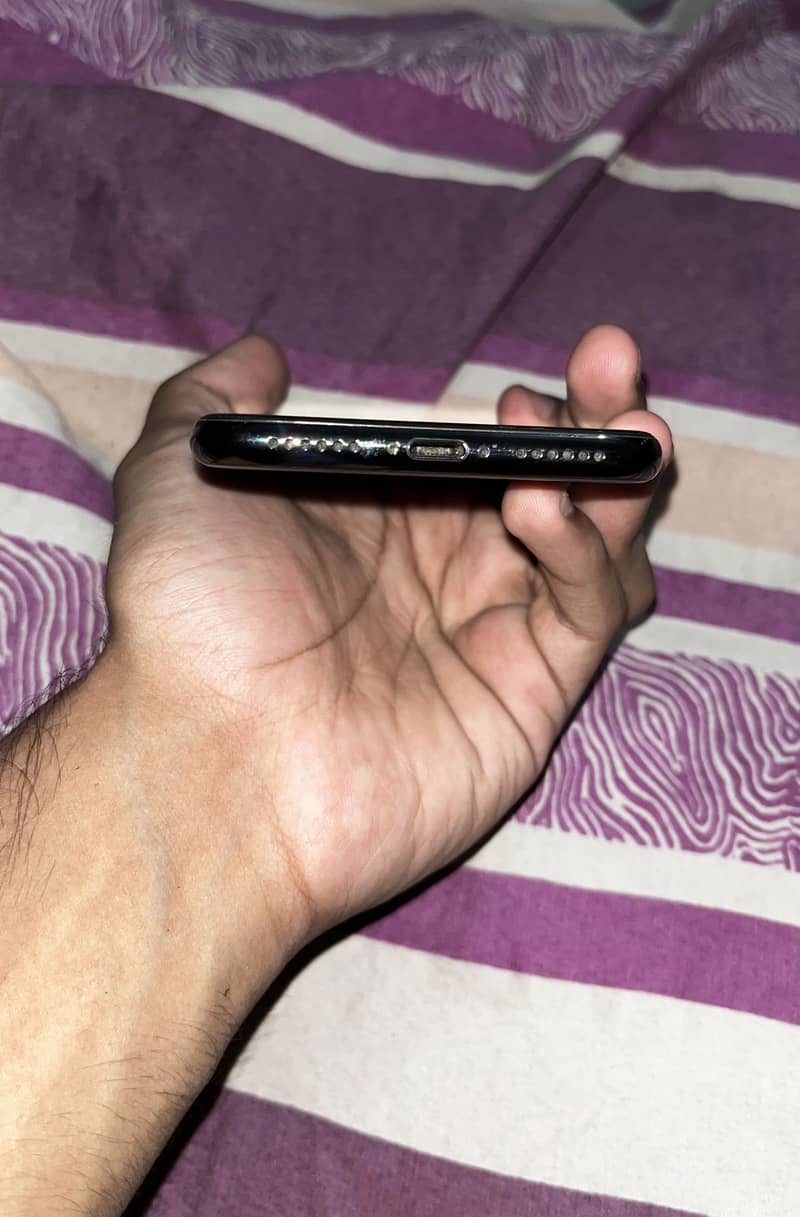 Apple iPhone X 2