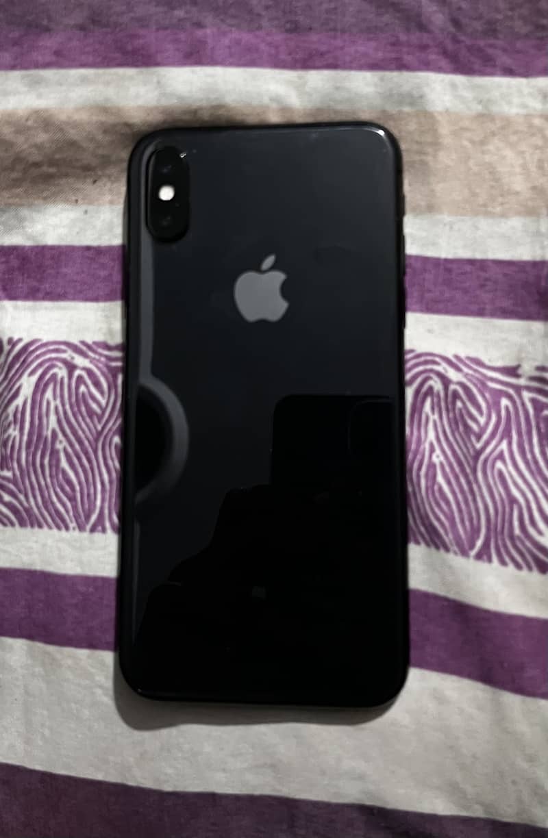 Apple iPhone X 4