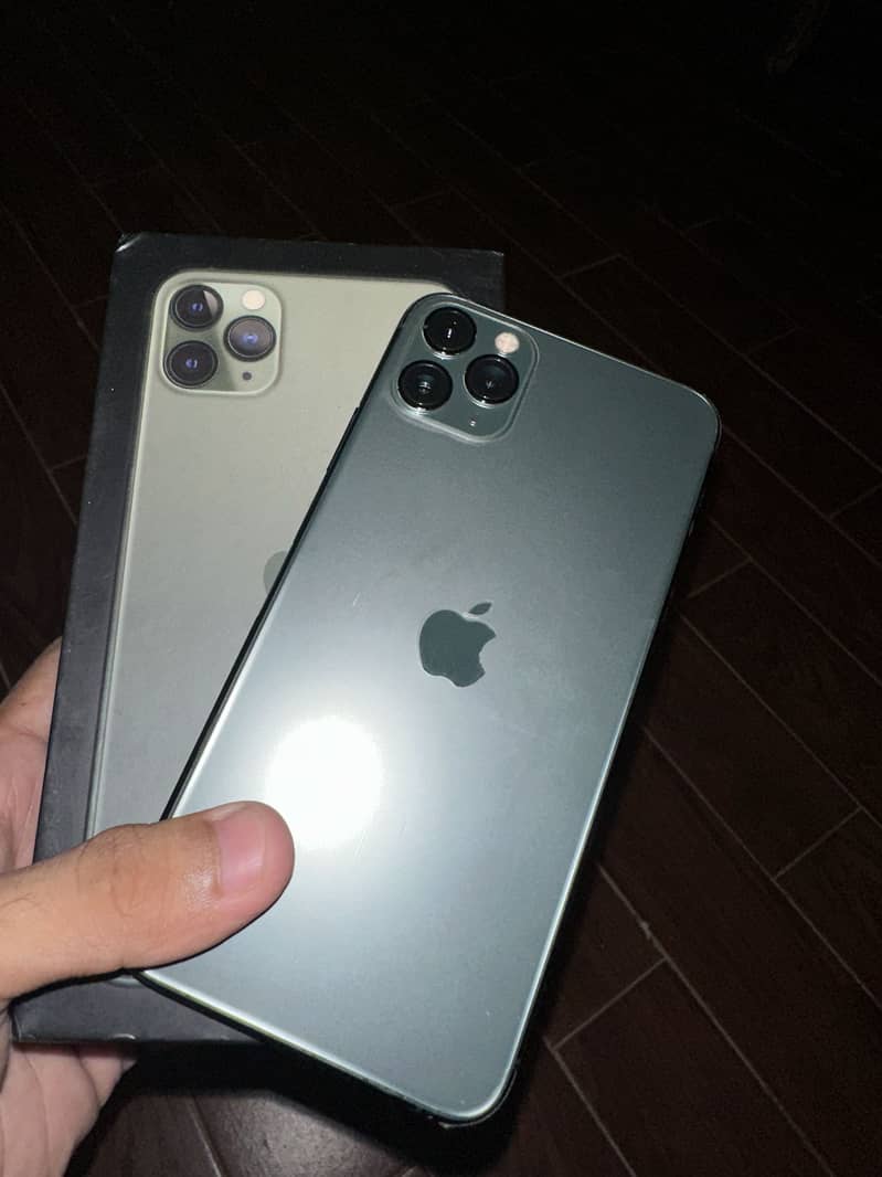 IPHONE 11 PRO MAX 2