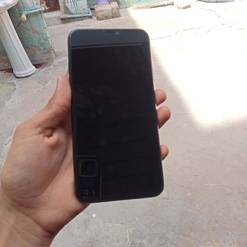 iPhone 11 pro max 3