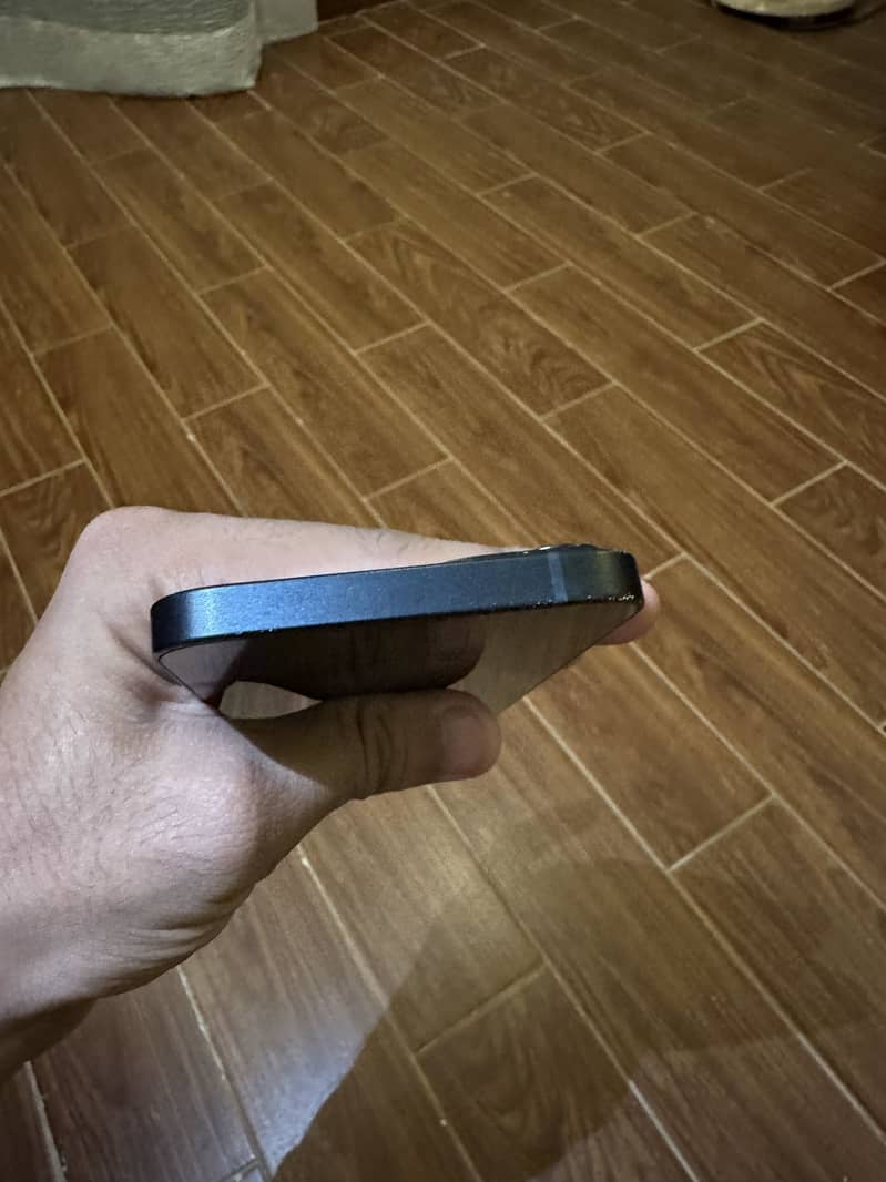 IPHONE 13 2