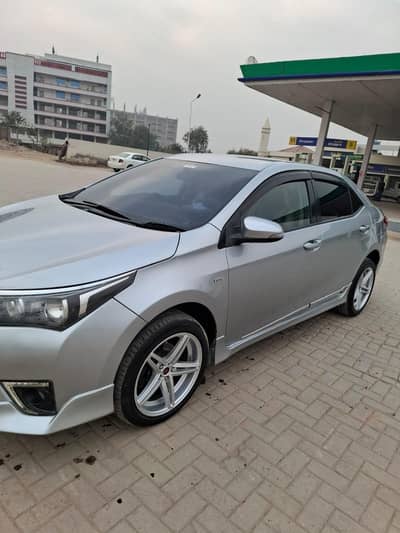 Toyota Corolla GLI 2015