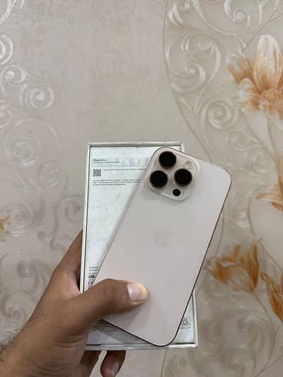 iPhone 16 Pro 128GB – Desert Titanium – 98% Battery