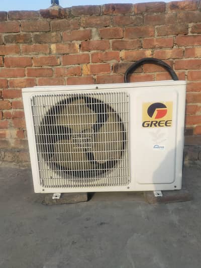 Gree inverter 1.5 Ton