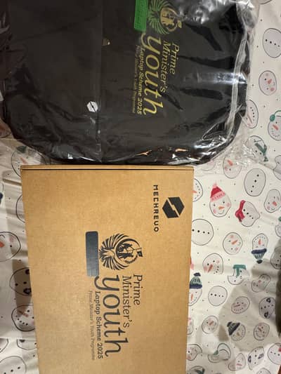 pm laptop 2025 box pack