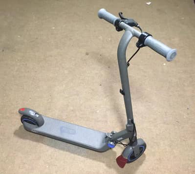 Electric scooter  bacho ka liya