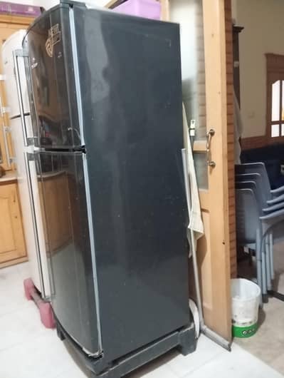 dawlance refrigerator